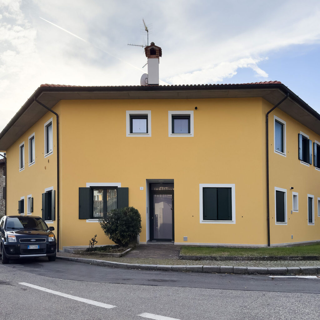 Rifacimento serramenti in Alluminio a Taglio Termico e scuri in alluminio